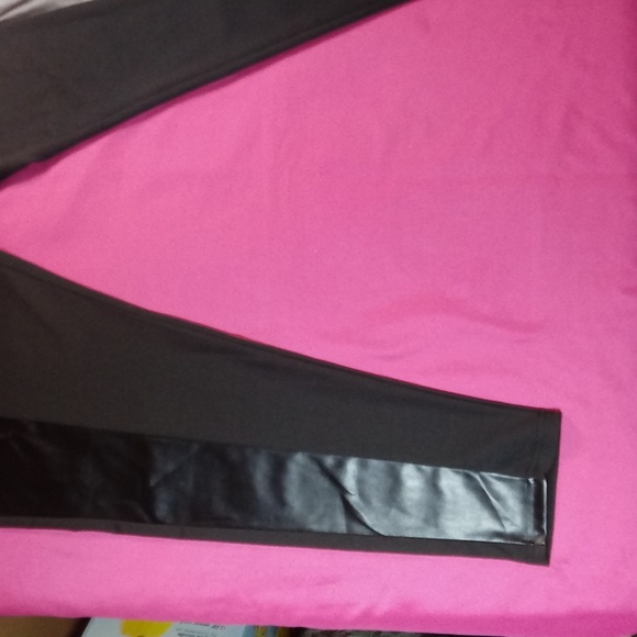 Xplus Wear - Picture 2 of 7